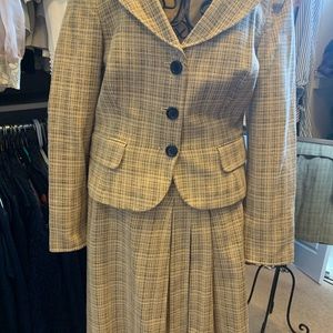 ladies skirt suit yellow, cream, black woven.